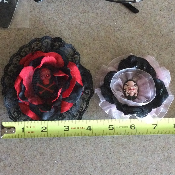 Gothic  lace tulle hair decorations/accessories - Picture 3 of 3